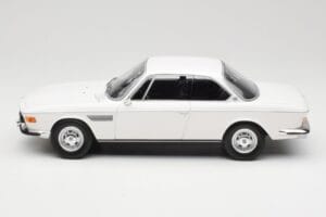 BMW 2800 CS E9 Blanc Minichamps 1:18 155028030 Métal — image 3 sur 6