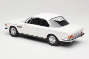 BMW 2800 CS E9 Blanc Minichamps 1:18 155028030 Métal — image 5 sur 6