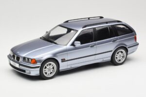 BMW 3 Series E36 Touring Blue Metallic MCG 1:18 MCG18365 Métal