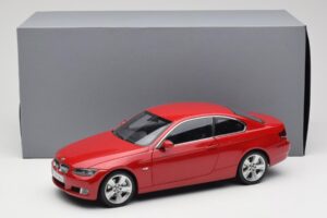 BMW 3 Series E92 Rouge Kyosho 1:18 80430407219 Métal — image 8 sur 8