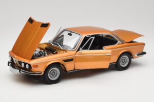 BMW 3.0 CSi E9 Gold Metallic Minichamps 1:18 180029027 Métal — image 2 sur 8