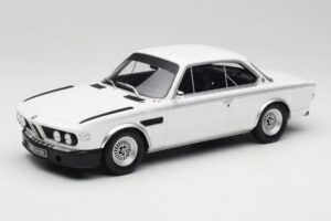 BMW 3.0 CSL E9 Chamonix White Otto 1:18 OT1145 Résine