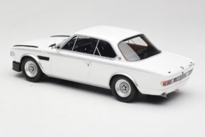 BMW 3.0 CSL E9 Chamonix White Otto 1:18 OT1145 Résine — image 5 sur 6