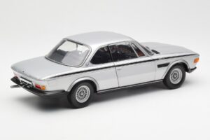BMW 3.0 CSL E9 Argent Minichamps 1:18 180029020 Métal — image 3 sur 8
