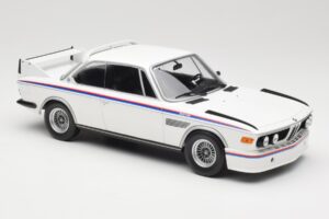 BMW 3.0 CSL E9 Blanc Minichamps 1:18 155028136 Métal — image 4 sur 6