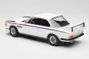 BMW 3.0 CSL E9 Blanc Minichamps 1:18 155028136 Métal — image 5 sur 6