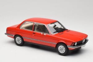 BMW 316 E21 Rouge Minichamps 1:18 107024100 Résine — image 4 sur 6
