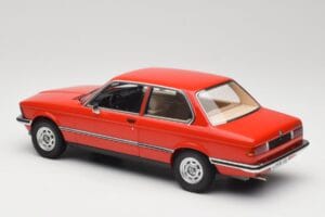 BMW 316 E21 Rouge Minichamps 1:18 107024100 Résine — image 5 sur 6