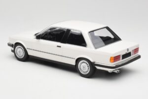 BMW 323i E21 Blanc Minichamps 1:18 155026005 Métal — image 5 sur 6