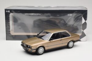 BMW 323i E30 Brown Metallic Minichamps 1:18 155026004 Métal — image 6 sur 6