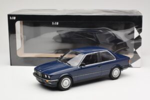 BMW 323i E30 Saturn Blue Minichamps 1:18 155026009 Métal — image 6 sur 6