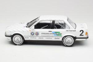 BMW 325i E30 #2 O. Manthey Vogelsang Automobile 3rd Place Eifel Race DTM 1986 Minichamps 1:18 155862602 Métal — image 3 sur 6