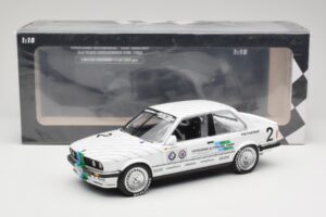 BMW 325i E30 #2 O. Manthey Vogelsang Automobile 3rd Place Eifel Race DTM 1986 Minichamps 1:18 155862602 Métal — image 6 sur 6