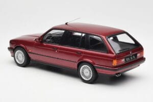 BMW 325i E30 Touring Rouge Metallic Norev 1:18 183218 Métal — image 5 sur 6