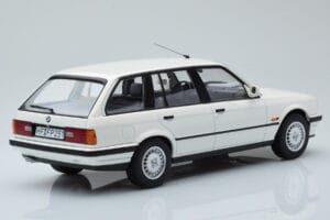 BMW 325i E30 Touring Blanc Édition Limitée Norev 1:18 183217 Métal — image 2 sur 6