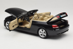 BMW 335i E93 Cabriolet Sapphire Black Kyosho 1:18 80430413375 Métal — image 5 sur 10