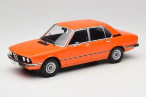 BMW 5 Series E12 Orange MCG 1:18 MCG18540 Métal