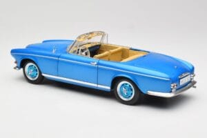 BMW 503 Cabriolet Riviera Blue Revell 1:18 08843 Métal — image 8 sur 9