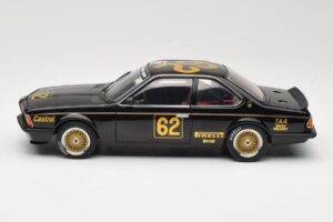 BMW 635 CSi E24 #62 J. Richards JPS Team BMW ATCC Winner 1985 AUTOart 1:18 88548 Métal — image 4 sur 8