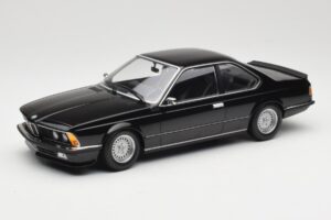 BMW 635 CSi E24 Black Metallic Minichamps 1:18 155028104 Métal