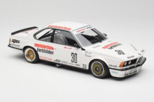 BMW 635CSi E24 Team Schnitzer Eterna #30 S. Bellof / S. Danner ETCC 1984 Minichamps 1:18 155832530 Métal — image 4 sur 6