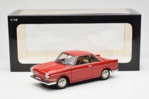 BMW 700 Sport Coupe Spanish Rouge AUTOart 1:18 70652 Métal — image 8 sur 8