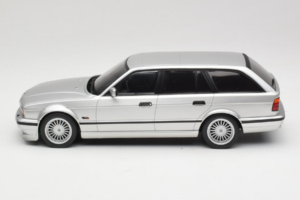 BMW Alpina B10 E34 4.6 Touring Argent MCG 1:18 MCG18332MCW Métal — image 3 sur 6