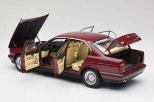 BMW 535i E34 Rouge Minichamps 1:18 100024002 Métal — image 5 sur 8