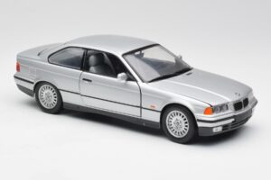 BMW 3 Series E36 Coupe Argent UT Models 1:18 180023321 Métal — image 6 sur 8