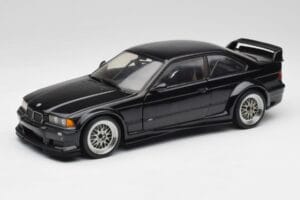 BMW E36 M3 GTR Street Cosmos Noir UT Models 1:18 20481 Métal