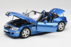 BMW Z3 E36 M Roadster Estoril Blue Bburago 1:18 3349-M1 Métal — image 2 sur 8