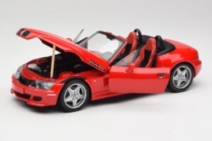 BMW Z3 E36 M Roadster Imola Rouge UT Models 1:18 20411 Métal — image 2 sur 8