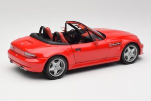BMW Z3 E36 M Roadster Imola Rouge UT Models 1:18 20411 Métal — image 3 sur 8