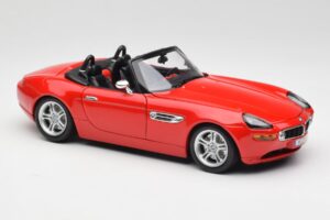 BMW Z8 E52 Roadster Rouge Vif Bburago 1:18 12032 Métal — image 6 sur 8