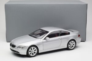 BMW 645Ci E63 Argent Kyosho 1:18 80430153285 Métal — image 8 sur 8