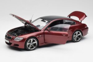 BMW M6 E63 Rouge Kyosho 1:18 80430398134 Métal — image 2 sur 8