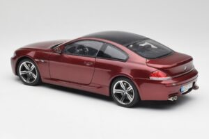 BMW M6 E63 Rouge Kyosho 1:18 80430398134 Métal — image 7 sur 8