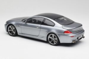 BMW M6 E63 Silver Gris Kyosho 1:18 08703GR Métal — image 7 sur 8