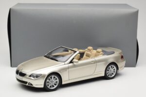 BMW 6 Series E64 Cabriolet Mineral Silver Metallic Kyosho 1:18 80430153437 Métal — image 9 sur 9