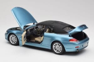 BMW 6 E64 Cabriolet Bleu Clair Kyosho 1:18 80430153440 Métal — image 5 sur 8