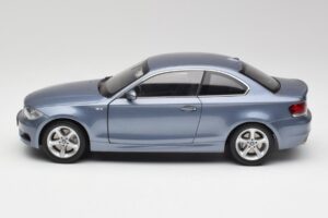 BMW 1 E82 Coupé Bleu Kyosho 1:18 80430427065 Métal — image 4 sur 8