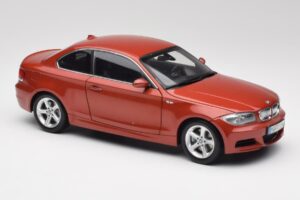 BMW 1 E82 Coupé Orange Kyosho 1:18 80430427064 Métal — image 6 sur 8