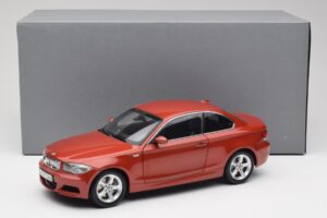 BMW 1 E82 Coupé Orange Kyosho 1:18 80430427064 Métal — image 8 sur 8