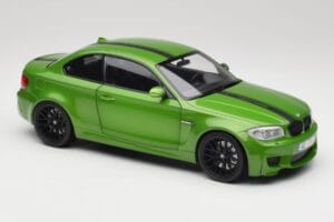 BMW Série 1 E82 Coupé Taiga Green Metallic Minichamps 1:18 110020024 Métal — image 6 sur 8