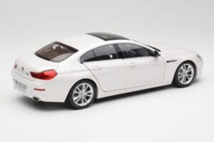 BMW 6 F06 Gran Coupe Mineral Blanc Paragon 1:18 80432218741 Métal — image 3 sur 8