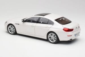 BMW 6 F06 Gran Coupe Mineral Blanc Paragon 1:18 80432218741 Métal — image 7 sur 8