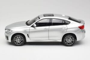 BMW X6 M F86 Argent Norev 1:18 183200 Métal — image 4 sur 8