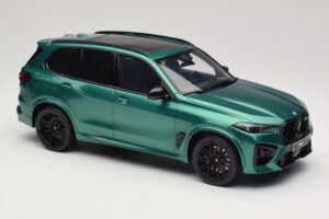 BMW X5 M G05 Competition Isle of Man Green GT Spirit 1:18 GT490 Résine — image 4 sur 6
