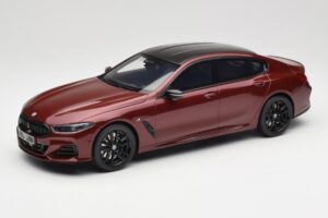 BMW M850i G15 M Performance Melbourne Red Metallic GT Spirit 1:18 GT493 Résine