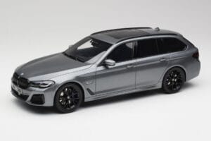 BMW G61 530e M Sport Touring Mineral Gris GT Spirit 1:18 GT485 Résine